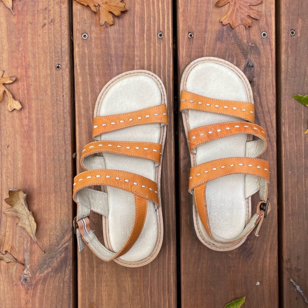 Frye Hobart 3-Strap Leather Sandals 7.5 Women's